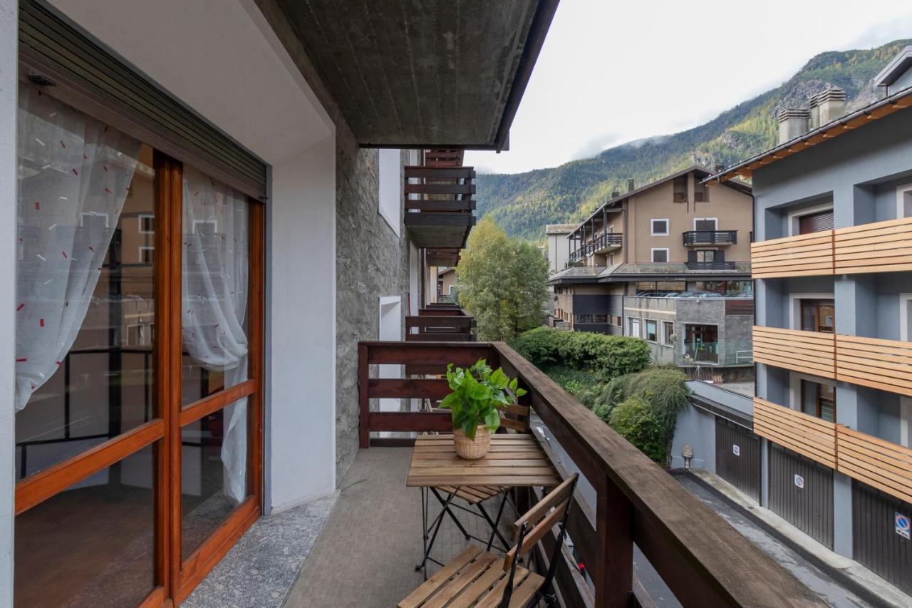 Ihost Flat - Valmalenco Centro Apartment Chiesa in Valmalenco Exterior photo